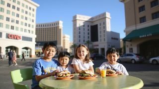 Kid Friendly Lunch Las Vegas Strip: Midday Dining With Kids
